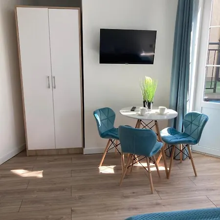 Osrodek Wczasowy Magnat לינה וארוחת בוקר 3*