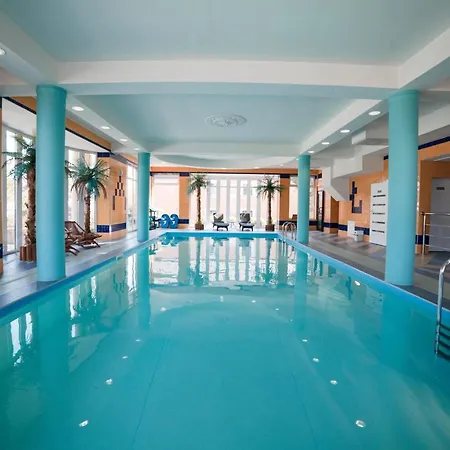 לינה וארוחת בוקר Osrodek Wczasowy Magnat 3*