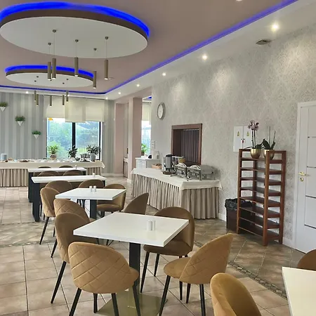 Osrodek Wczasowy Magnat 3* וובה