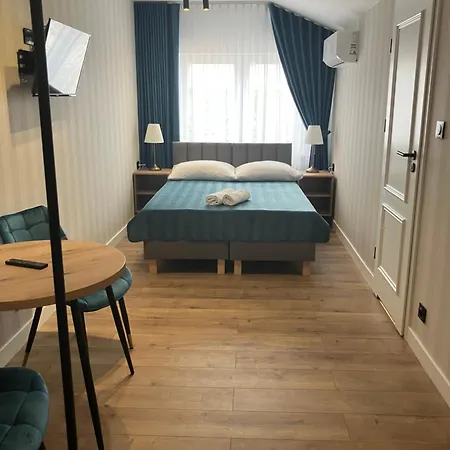 לינה וארוחת בוקר Osrodek Wczasowy Magnat 3*