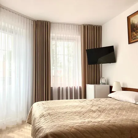 Osrodek Wczasowy Magnat 3* וובה